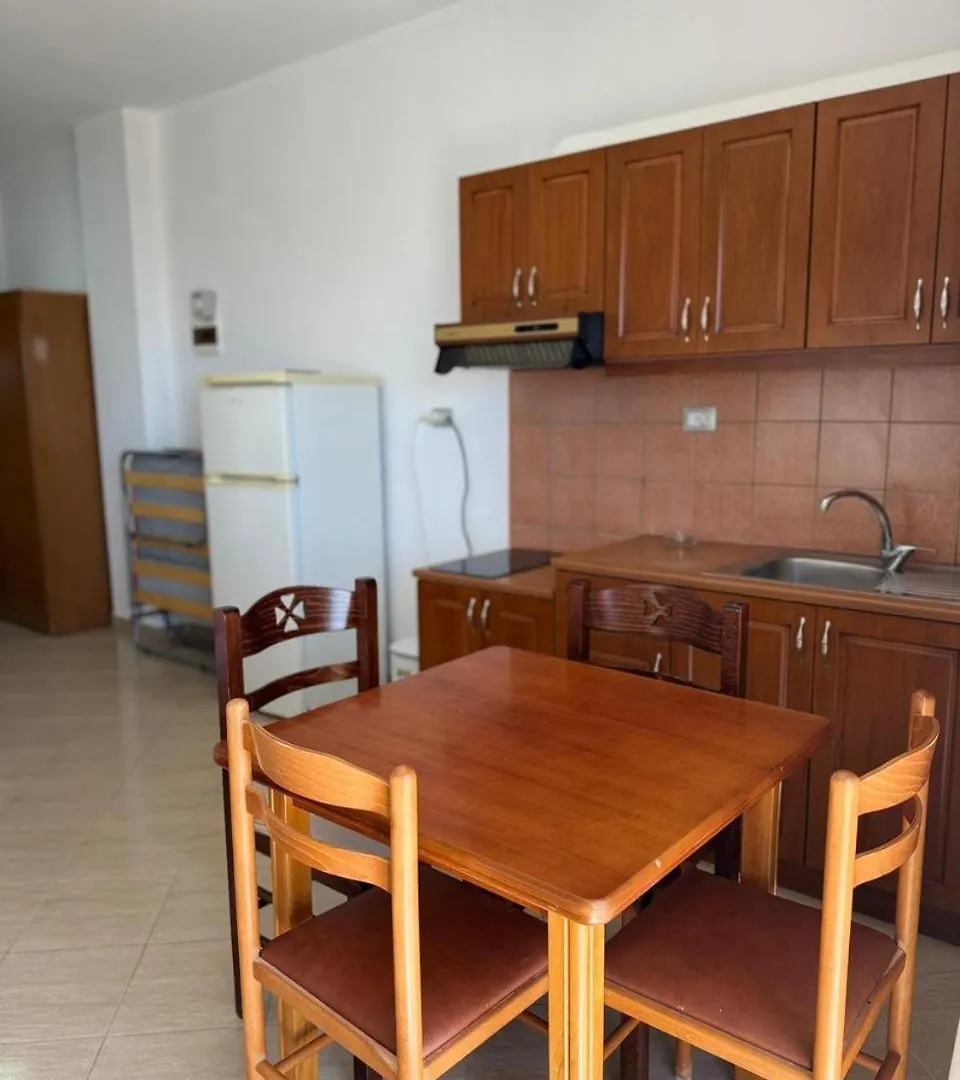 Ari'S Guest House Borş 0*,